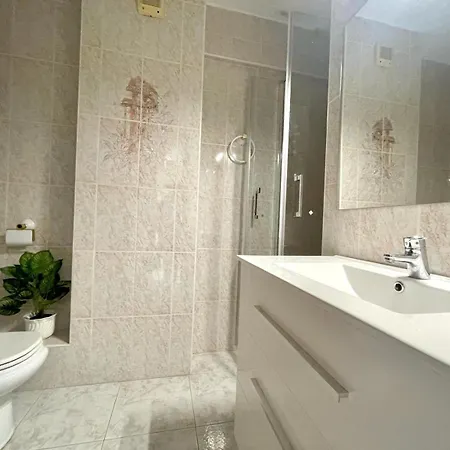 Agradable En Primera Linea Playa Arenal * Calpe